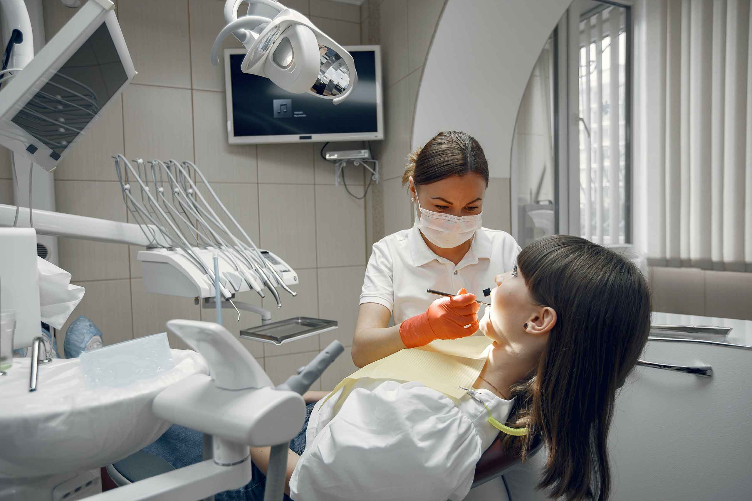 Top 5 Reasons to Visit A Dentist in Singapore